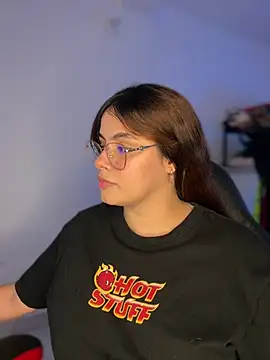 Snapshot of Yuli_zuha chatting on 12.07.24 Yuli zuha online show from 12.07.24