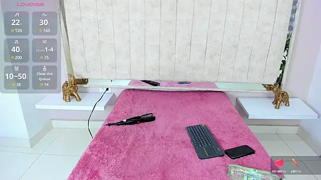 Annie9  online show from 02.07.25