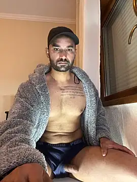 Snapshot of ali_babachapter2 chatting on 12.21.24 ali babachapter2 online show from 12.21.24