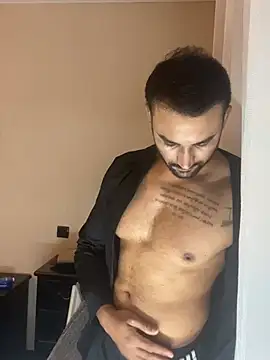 Snapshot of ali_babachapter2 chatting on 12.30.24 ali babachapter2 online show from 12.30.24