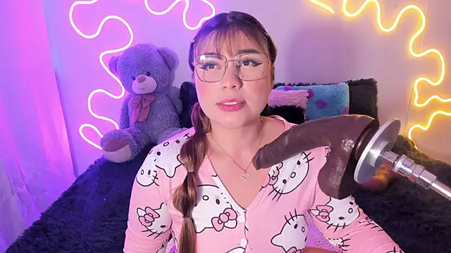 Isa belaa online show from 10.16.25