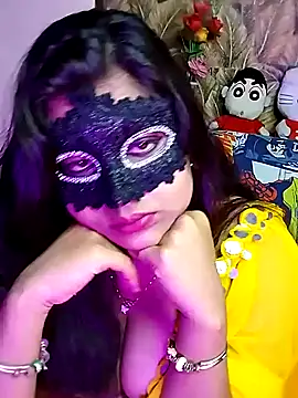 Snapshot of Hottyalia chatting on 12.11.24 Hottyalia online show from 12.11.24