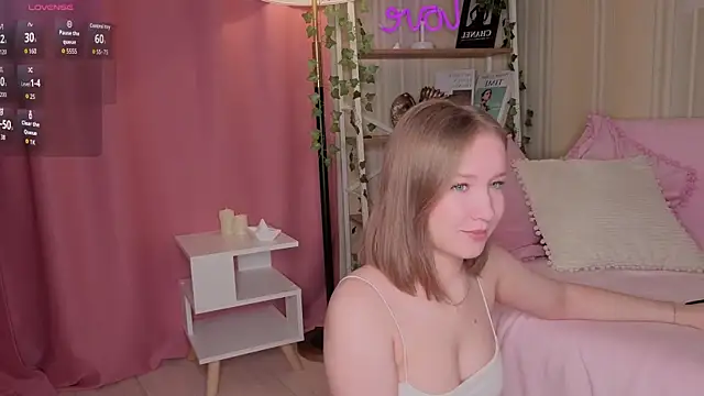 Snapshot of ms_evasweet chatting on 09.26.25 ms evasweet online show from 09.26.25