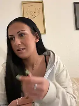 Snapshot of SweNatasha chatting on 01.16.25 SweNatasha online show from 01.16.25