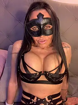 Snapshot of vicvictoriax chatting on 03.06.25 vicvictoriax online show from 03.06.25