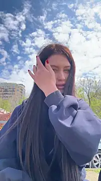 KikiWatson online show from 04.15.26