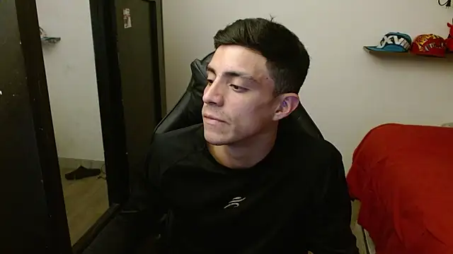 Snapshot of kv___xxx_ chatting on 11.12.25 kv xxx online show from 11.12.25