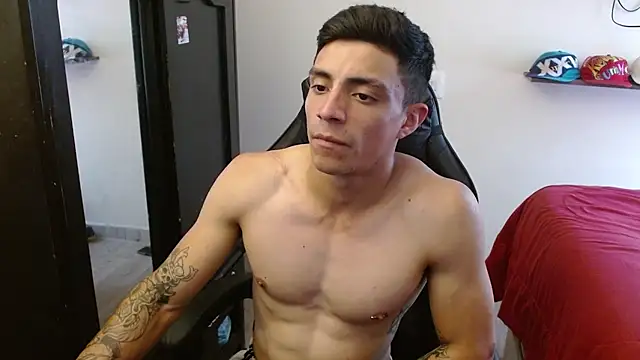 Snapshot of kv___xxx_ chatting on 11.15.25 kv xxx online show from 11.15.25