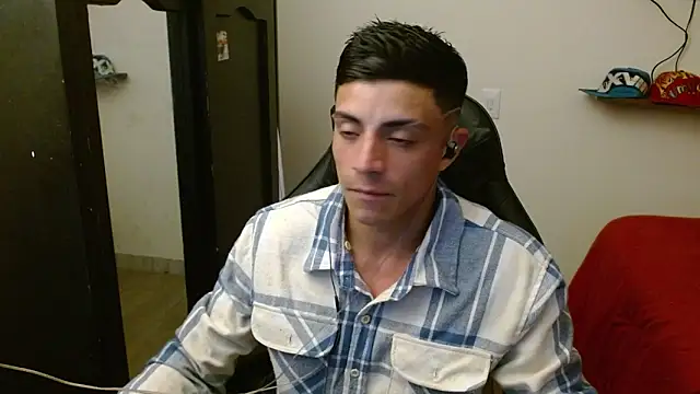 Snapshot of kv___xxx_ chatting on 11.19.25 kv xxx online show from 11.19.25