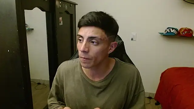 Snapshot of kv___xxx_ chatting on 11.24.25 kv xxx online show from 11.24.25