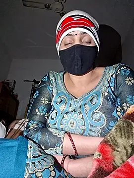 Snapshot of menakshiiikaur chatting on 02.06.26 menakshiiikaur online show from 02.06.26