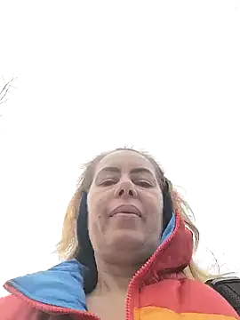 Snapshot of uber_babe chatting on 01.07.25 uber babe online show from 01.07.25