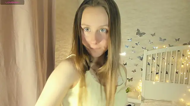 Snapshot of EthalBuffkin chatting on 01.22.25 EthalBuffkin online show from 01.22.25
