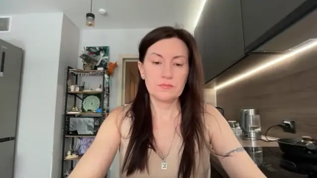 Snapshot of jainesummer chatting on 02.11.26 jainesummer online show from 02.11.26