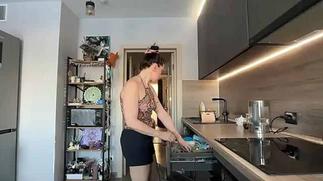 Snapshot of jainesummer chatting on 02.13.26 jainesummer online show from 02.13.26