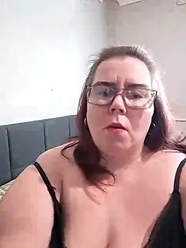 Snapshot of Viola_SassyX chatting on 03.10.25 Viola SassyX online show from 03.10.25