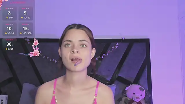 HannaRhodes online show from 03.07.25