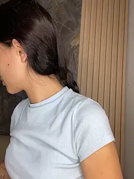 HannaRhodes online show from 10.01.25