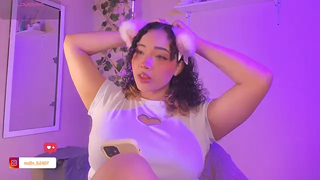 MadelineBenet online show from 09.12.25