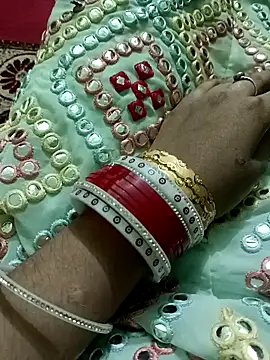 QUEEN-X-CPL online show from 12.24.24