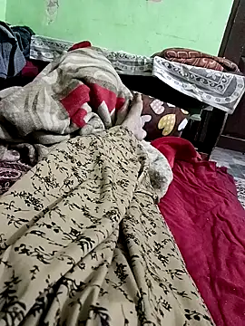 QUEEN-X-CPL online show from 02.08.25