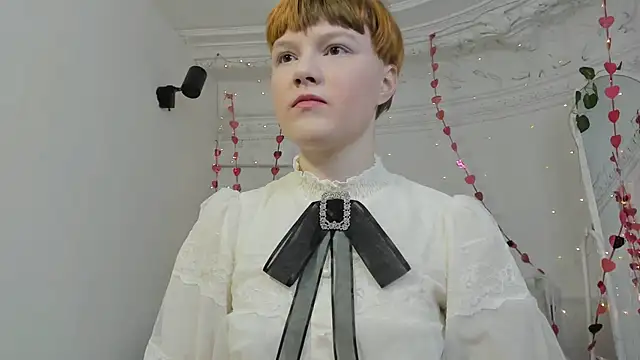 DreamyLuna online show from 01.21.25