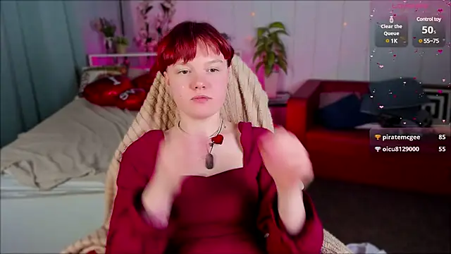 DreamyLuna online show from 02.17.25