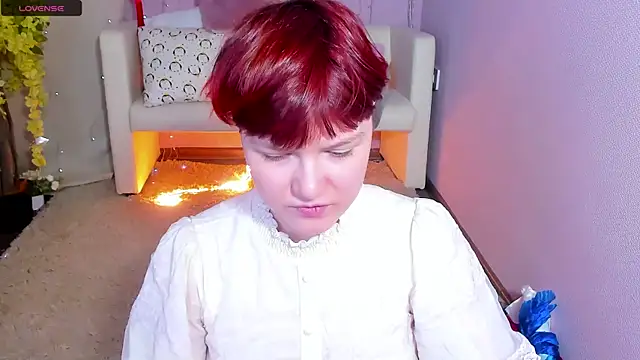 DreamyLuna online show from 03.14.25