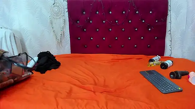 Melody Megann online show from 01.31.25