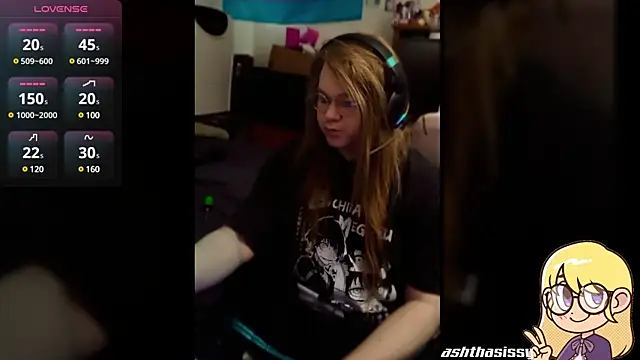 Snapshot of AshThaSissy chatting on 12.31.24 AshThaSissy online show from 12.31.24