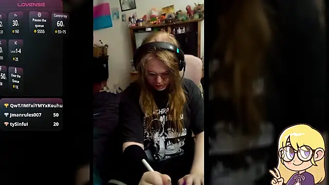 Snapshot of AshThaSissy chatting on 01.28.25 AshThaSissy online show from 01.28.25