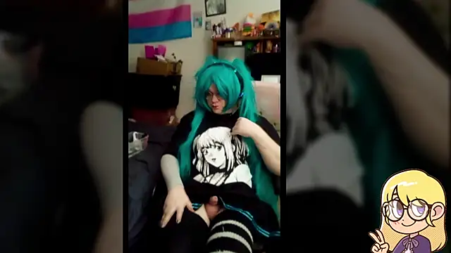 Snapshot of AshThaSissy chatting on 01.30.25 AshThaSissy online show from 01.30.25