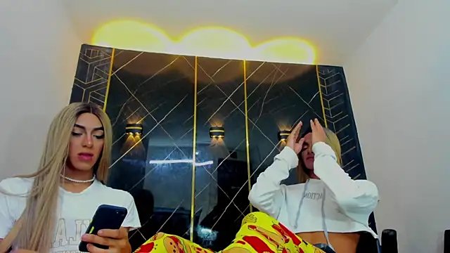 Isabella stanford2 online show from 03.11.25