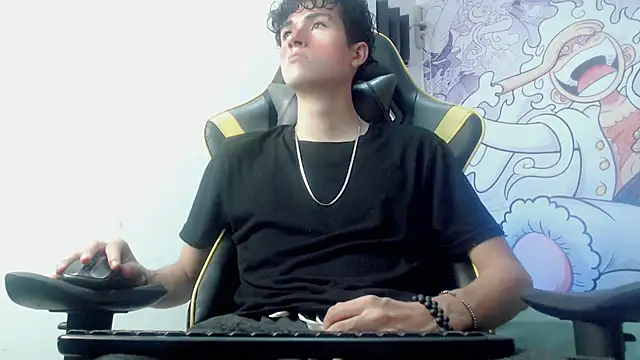 Snapshot of johnny_cagee chatting on 02.03.25 johnny cagee online show from 02.03.25