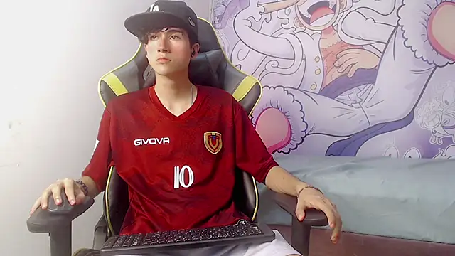 Snapshot of johnny_cagee chatting on 02.06.25 johnny cagee online show from 02.06.25