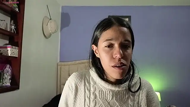 Snapshot of stephania_t chatting on 06.10.26 stephania t online show from 06.10.26