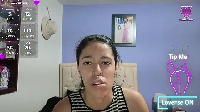 Snapshot of stephania_t chatting on 06.25.26 stephania t online show from 06.25.26
