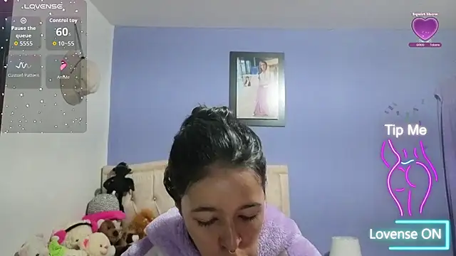 Snapshot of stephania_t chatting on 07.21.26 stephania t online show from 07.21.26