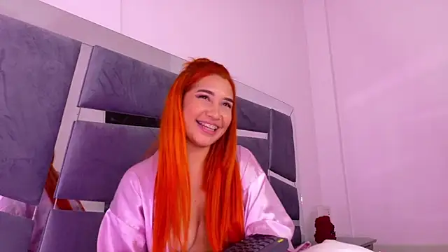 Alba Grey online show from 12.30.24