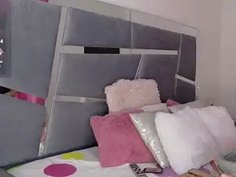 Alba Grey online show from 01.20.25