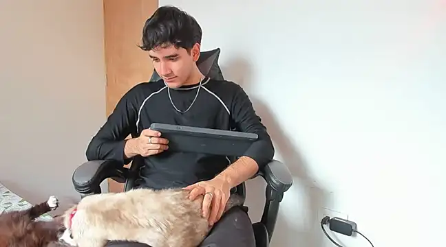 leo030809 online show from 03.17.25