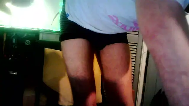 Snapshot of unclestefansdick chatting on 09.19.25 unclestefansdick online show from 09.19.25