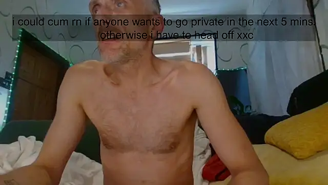 Snapshot of unclestefansdick chatting on 09.28.25 unclestefansdick online show from 09.28.25