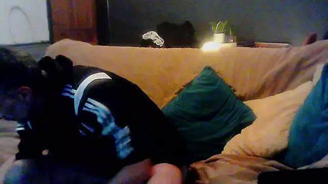 Snapshot of unclestefansdick chatting on 10.16.25 unclestefansdick online show from 10.16.25