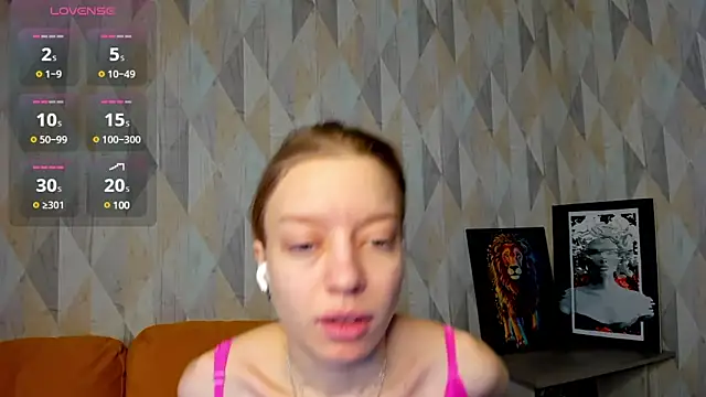 Michelle Blond online show from 02.08.25