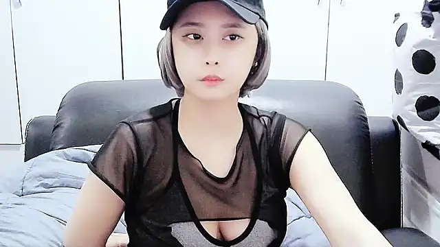 yourz tw online show from 11.29.25