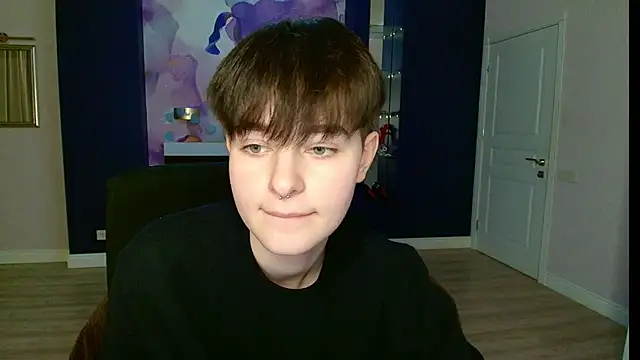 Snapshot of EmiliaYours chatting on 02.24.25 EmiliaYours online show from 02.24.25