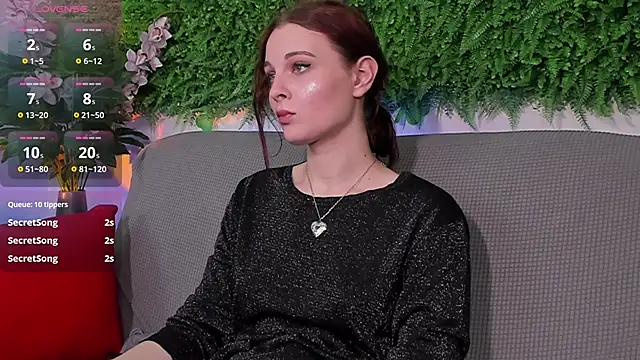 AprilAvery online show from 03.11.25