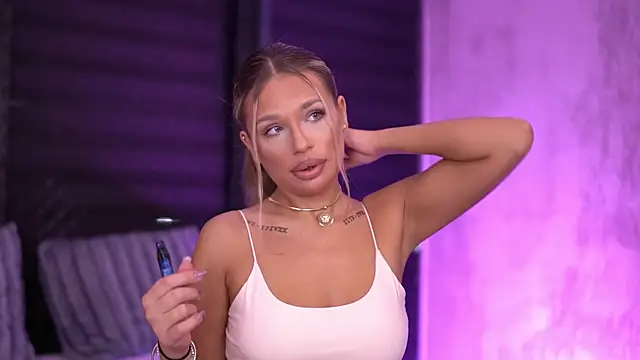 Candy Ivy online show from 03.16.25