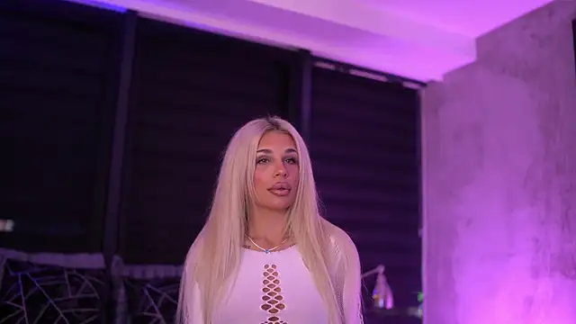 Candy Ivy online show from 09.19.25